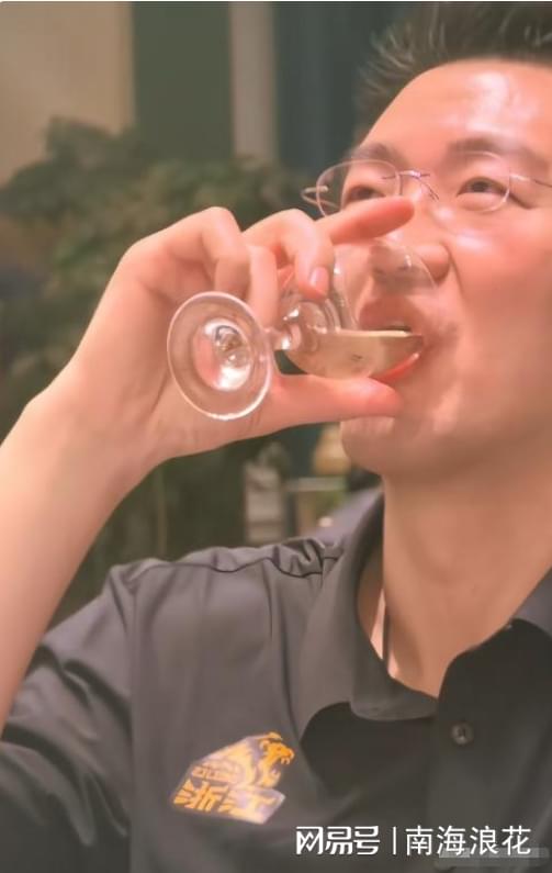 阿斯：杜兰将转会至加拉塔萨雷，加盟前他需签约纪律约束条款