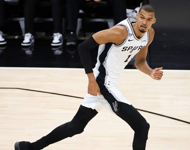 新赛季NBA提前排名马刺居首
